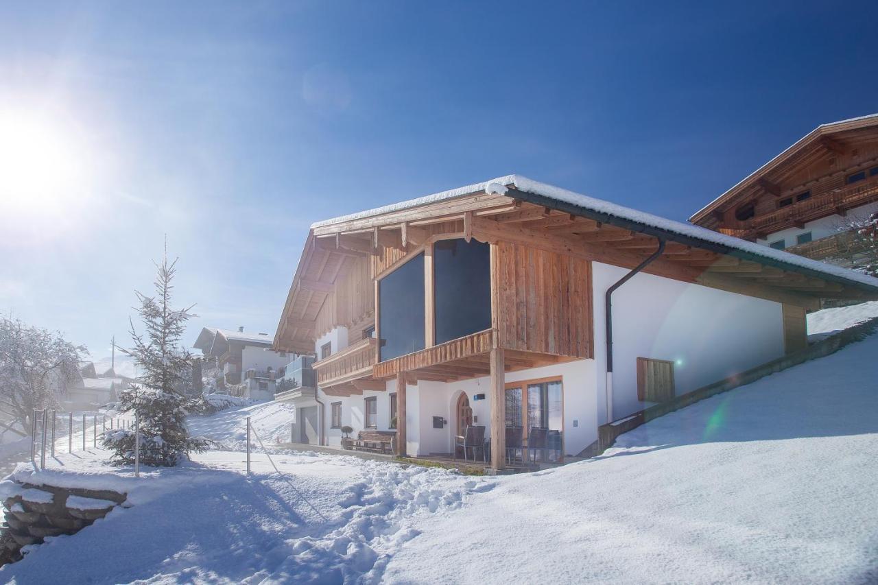 "Chalet Bergzeit" Ferienhaus Mit Sauna & Wellness فونغيبيرغ المظهر الخارجي الصورة