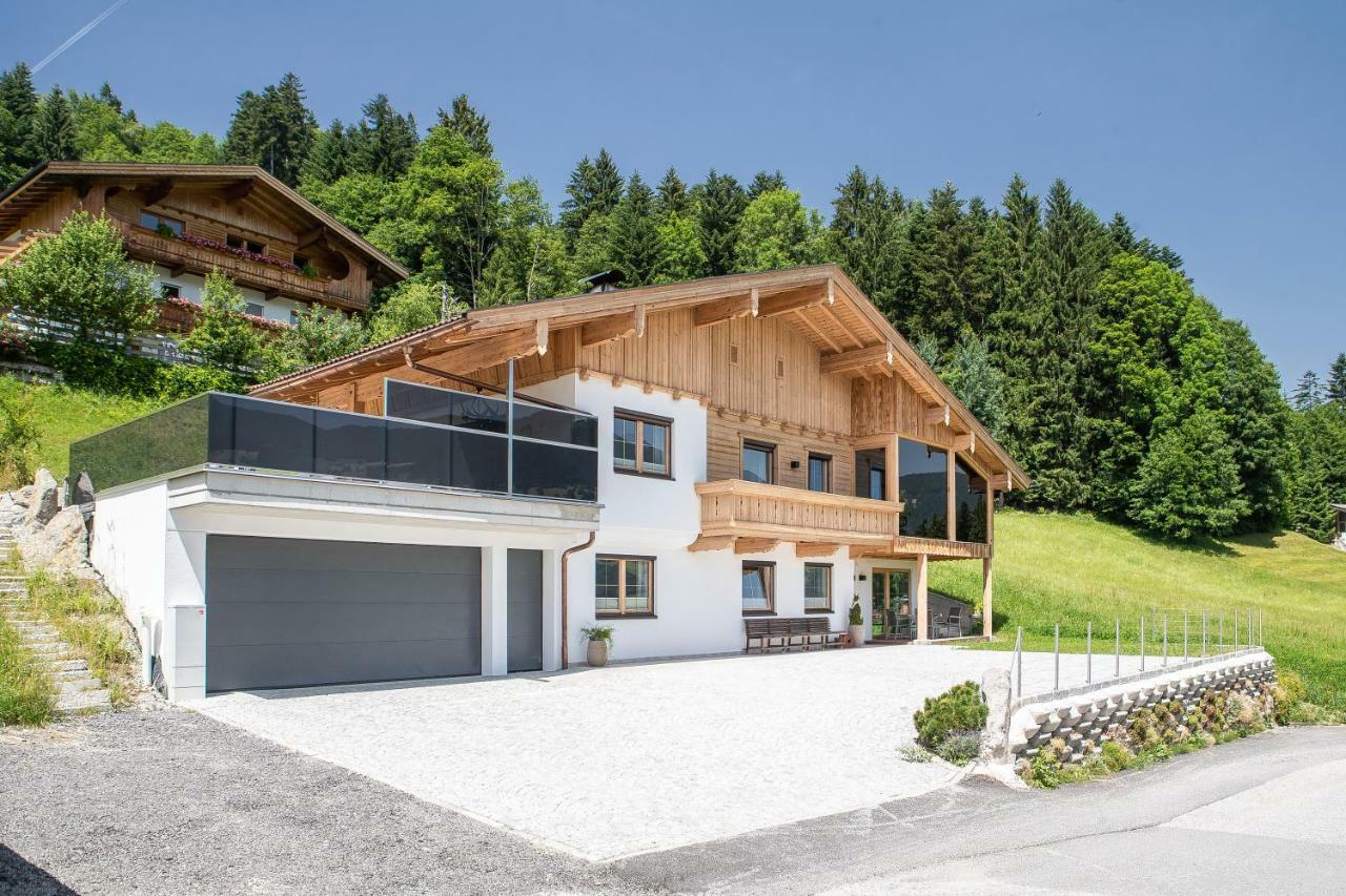 "Chalet Bergzeit" Ferienhaus Mit Sauna & Wellness فونغيبيرغ المظهر الخارجي الصورة
